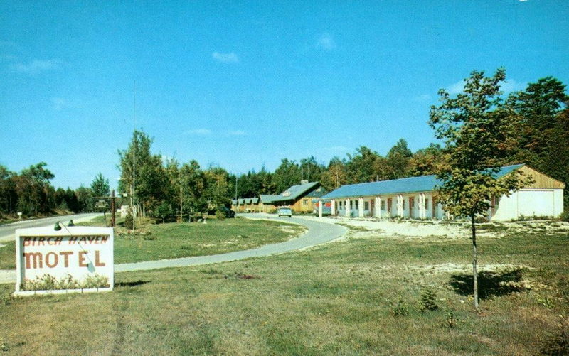 Birch Haven Motel - Vintage Postcard (newer photo)